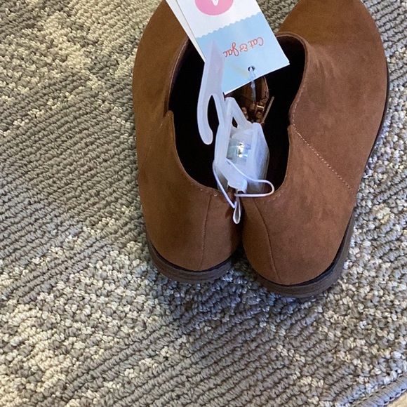 Girls' Opal Zipper Booties - Cat & Jack - cognac - size 3 & 4 - new - Picture 4 of 6